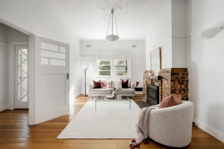 Main view of Homely apartment listing, 2/73 Riversdale Road, Hawthorn VIC 3122