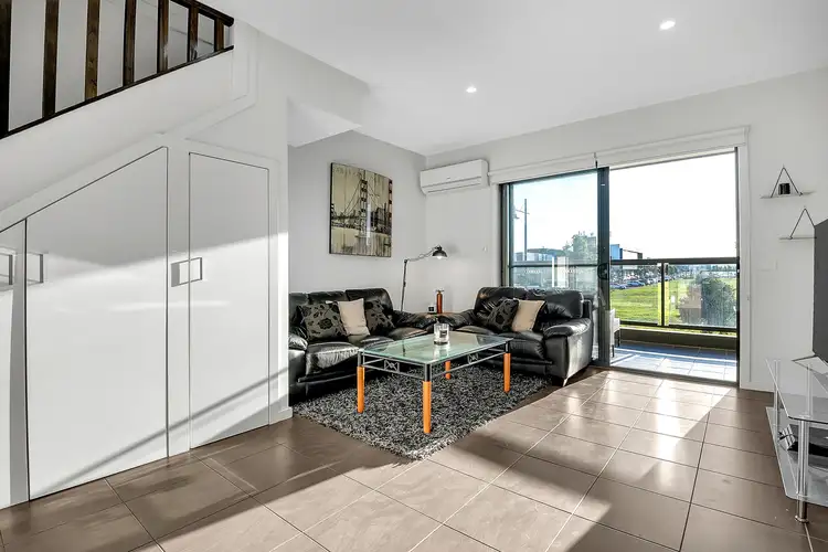 Fifth view of Homely apartment listing, 3/25 Lygon Drive, Craigieburn VIC 3064