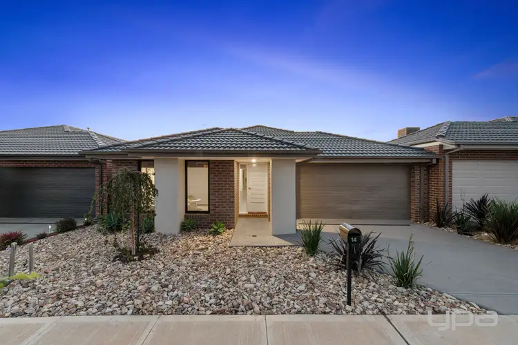14 Easy Street, Diggers Rest VIC 3427