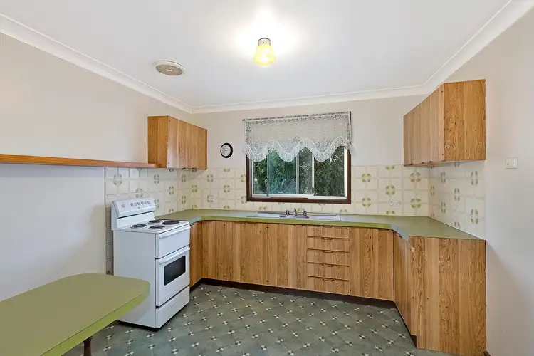 Second view of Homely house listing, 2 Pindarri Avenue, Berkeley Vale NSW 2261