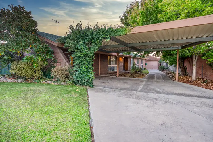 Second view of Homely house listing, 8 Robert Crescent, West Wodonga VIC 3690