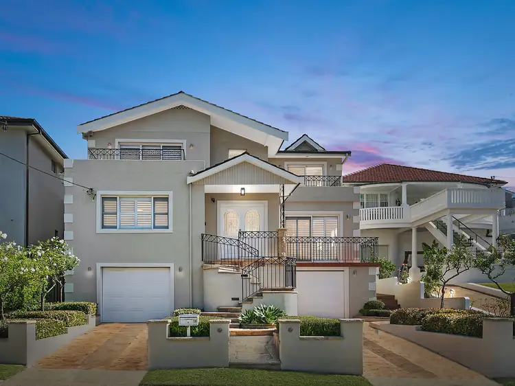 19 Benwerrin Avenue, Carss Park NSW 2221
