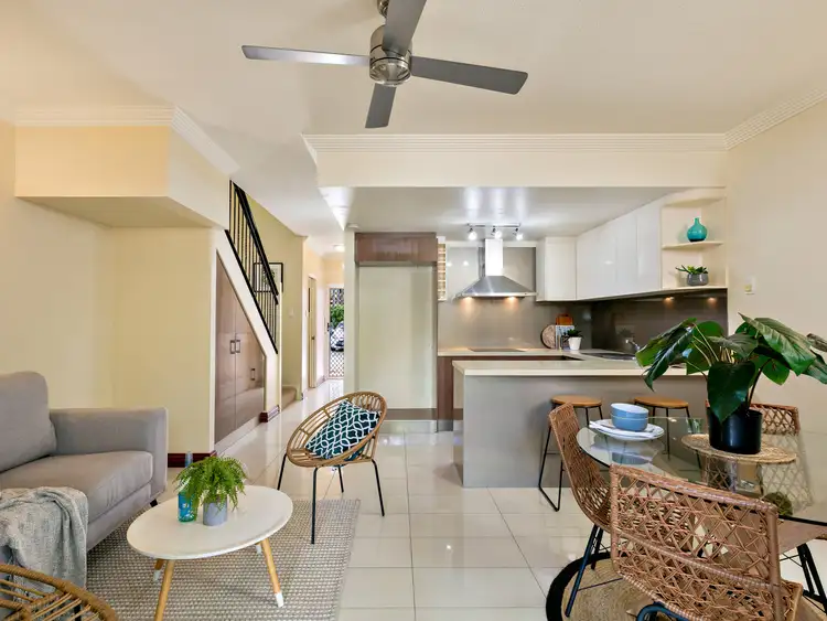Main view of Homely unit listing, 5/10-16 Digger Street, Cairns North QLD 4870