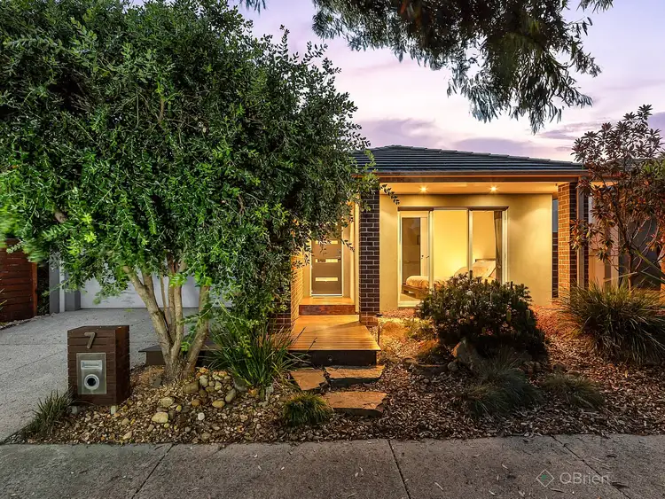 Second view of Homely house listing, 7 Espie Court, Botanic Ridge VIC 3977