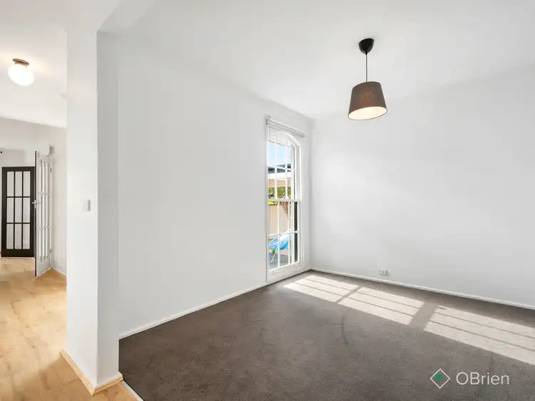 Fifth view of Homely house listing, 8 Napier Court, Frankston VIC 3199