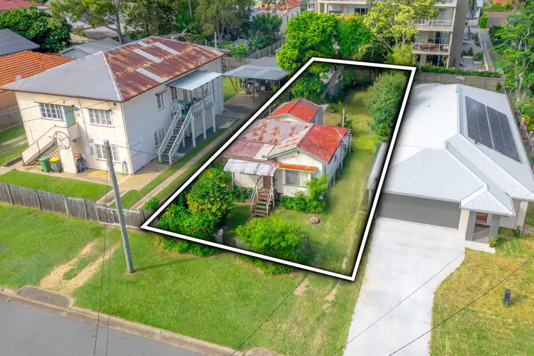 19 Louis Street, Redcliffe QLD 4020