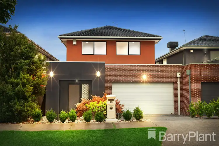 16 Cobb Street, South Morang VIC 3752