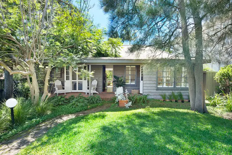 11 Malcolm Street, Narrabeen NSW 2101