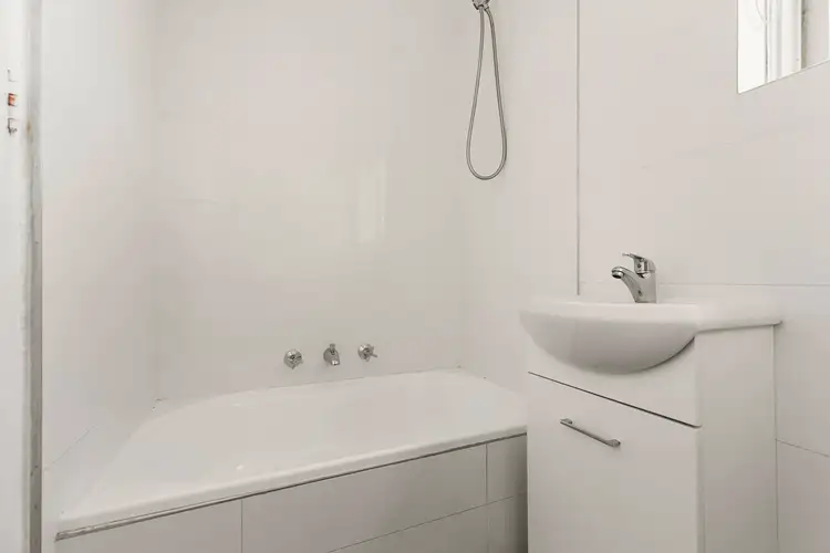 Fifth view of Homely apartment listing, 17/550 Moreland Road, Brunswick West VIC 3055