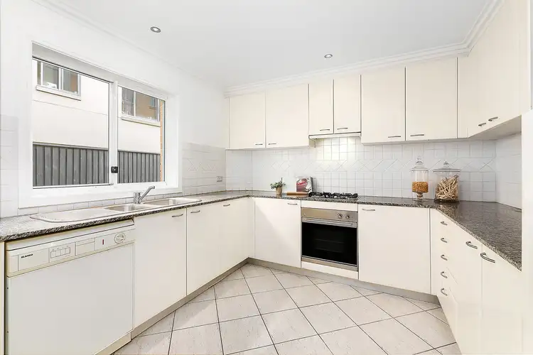 Fifth view of Homely apartment listing, 2/3-7 William Street, Rose Bay NSW 2029