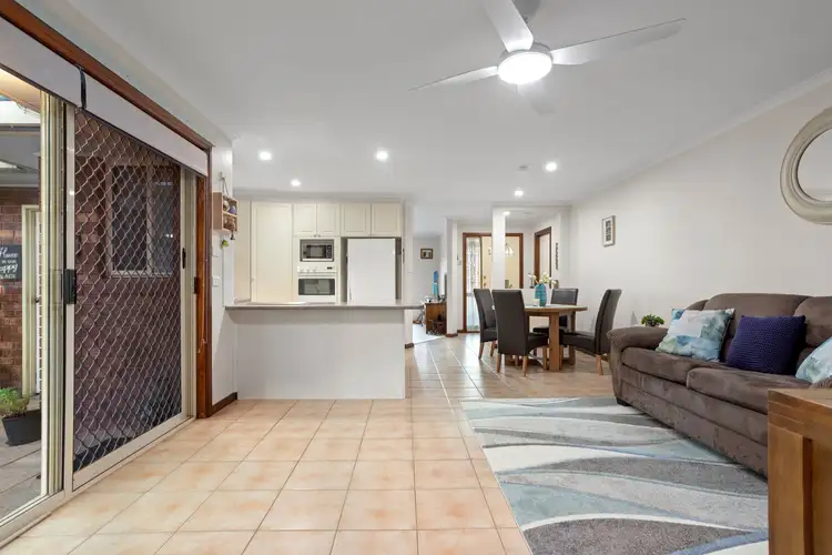 Fifth view of Homely house listing, 18 Egton Court, Craigieburn VIC 3064