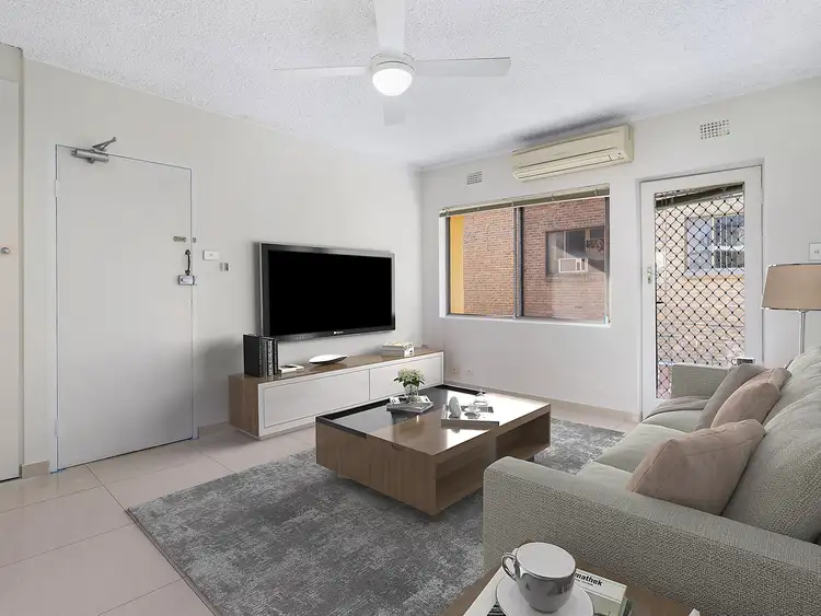 2/35 Harris Street, Harris Park NSW 2150