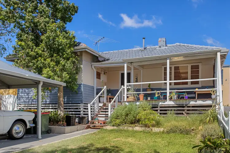 33 Langley Crescent, Innaloo WA 6018