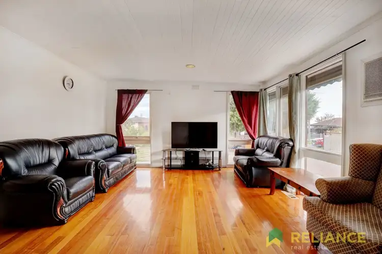 Fourth view of Homely house listing, 28 Lillypilly Crescent, Kings Park VIC 3021