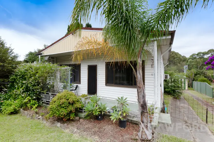 347 Sandgate Road