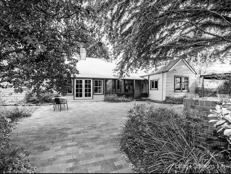 263 Dumaresq Street, Armidale NSW 2350