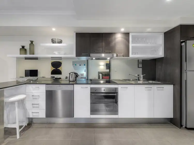 Third view of Homely unit listing, 304/16 Merivale Street, South Brisbane QLD 4101