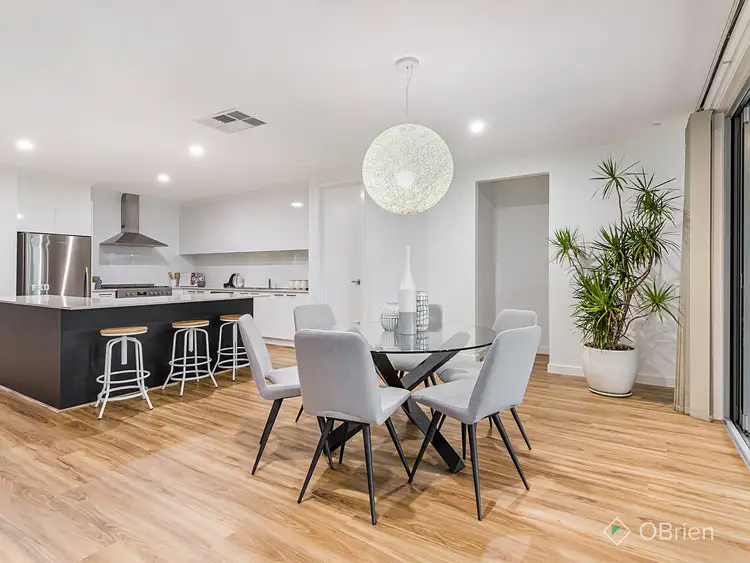 Fifth view of Homely house listing, 19 Niblick Circuit, Sandhurst VIC 3977