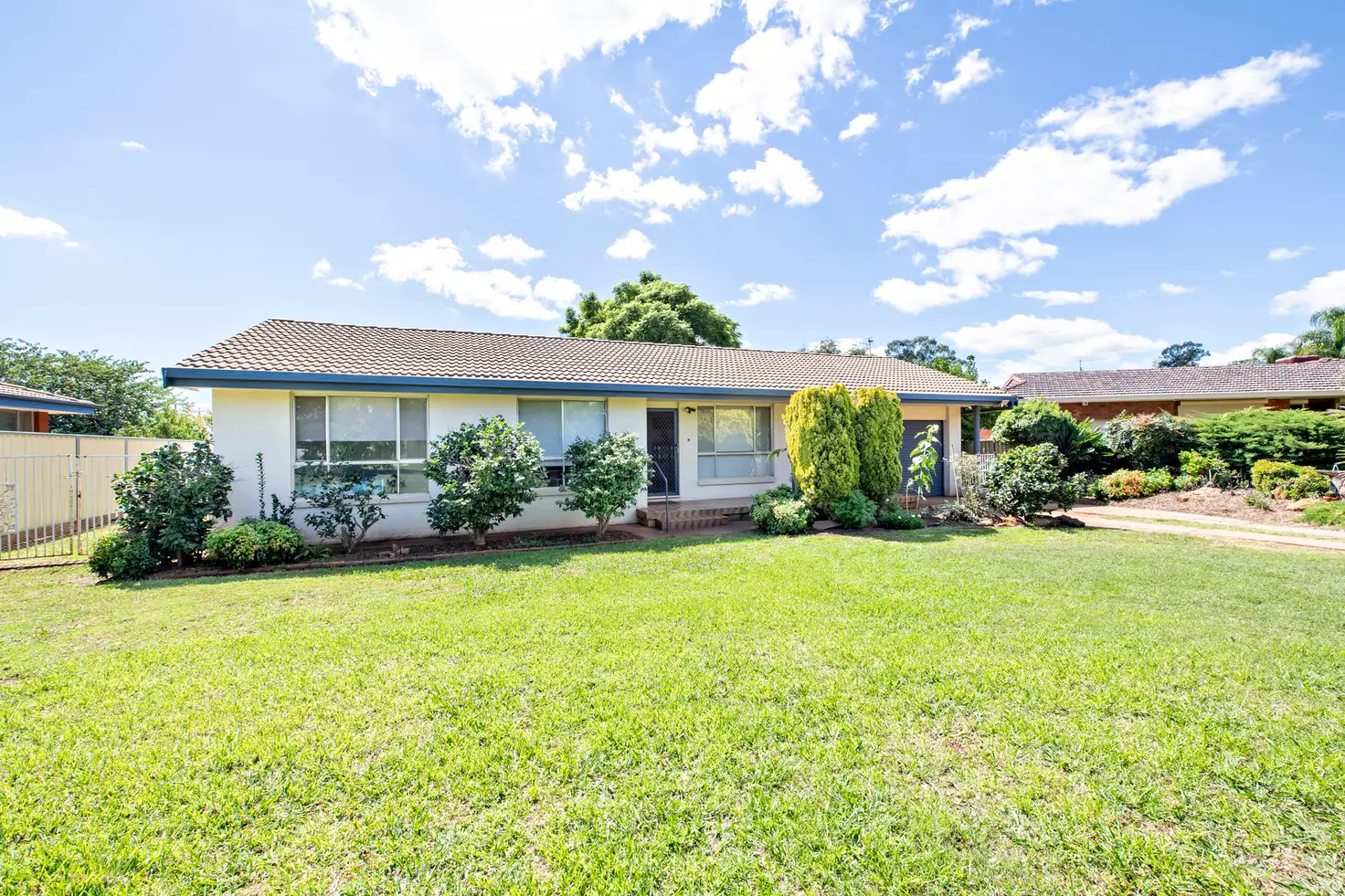 Main view of Homely house listing, 34 Oxley Circle, Dubbo NSW 2830
