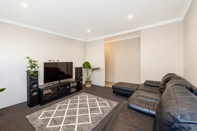 Second view of Homely house listing, 19 Furioso Green, Baldivis WA 6171