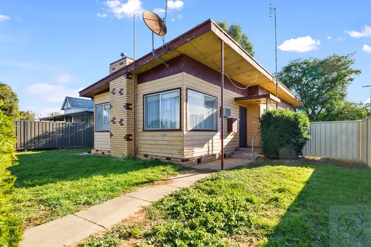 32 Murray Street, Tocumwal NSW 2714