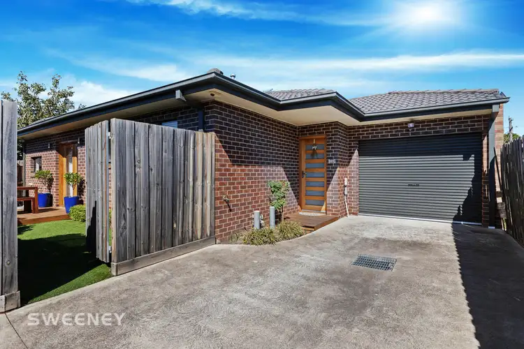 2/13 Maxweld Street, Ardeer VIC 3022