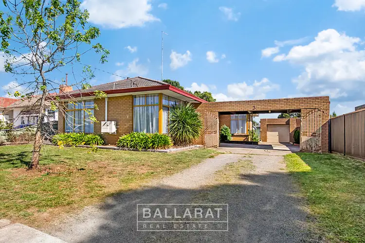 Main view of Homely house listing, 3 Huntington Street, Wendouree VIC 3355
