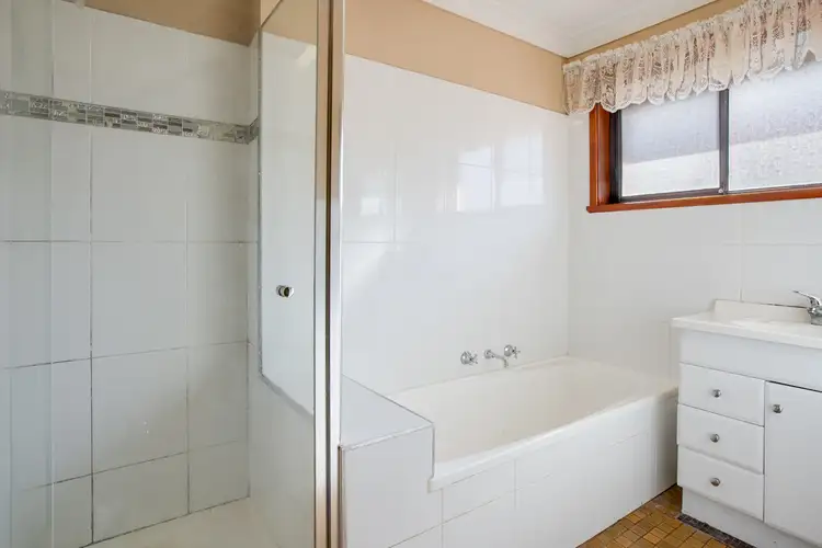 Sixth view of Homely house listing, 4 Ruby Road, Wodonga VIC 3690