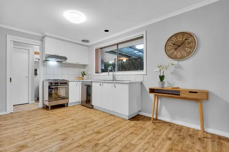 Fourth view of Homely unit listing, 2/113 Waverley Road, Chadstone VIC 3148