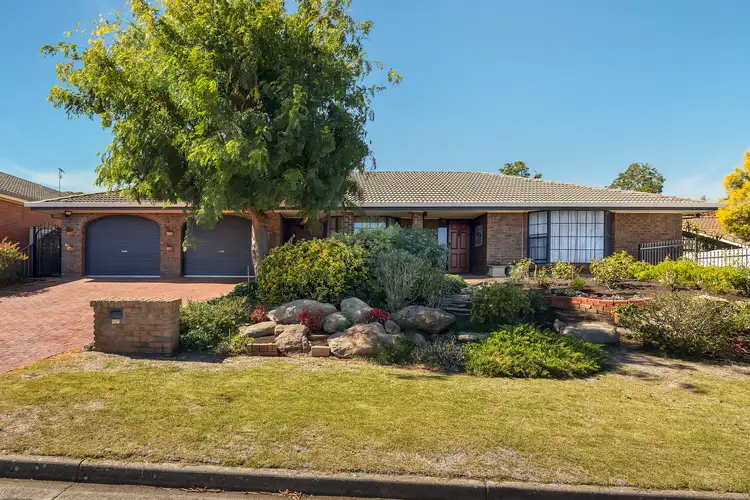 19 Vendale Drive, Flagstaff Hill SA 5159