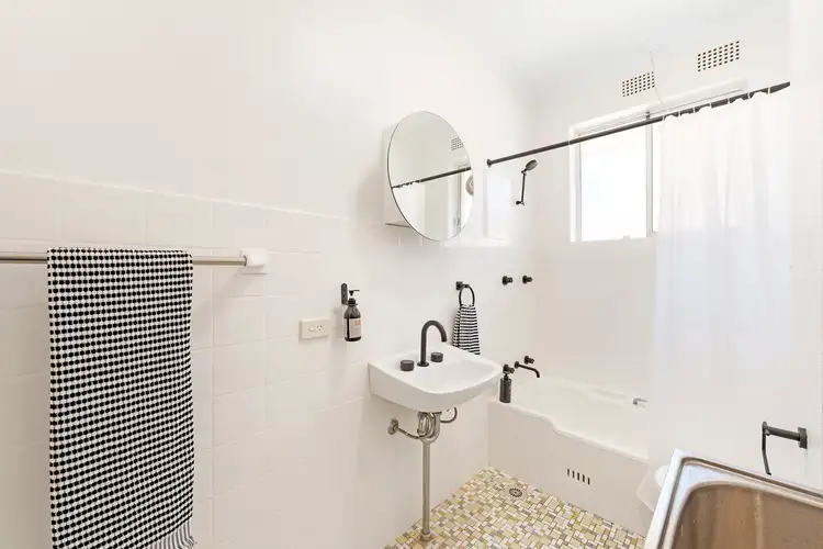 Fifth view of Homely apartment listing, 5/121 Burns Bay Road, Lane Cove NSW 2066