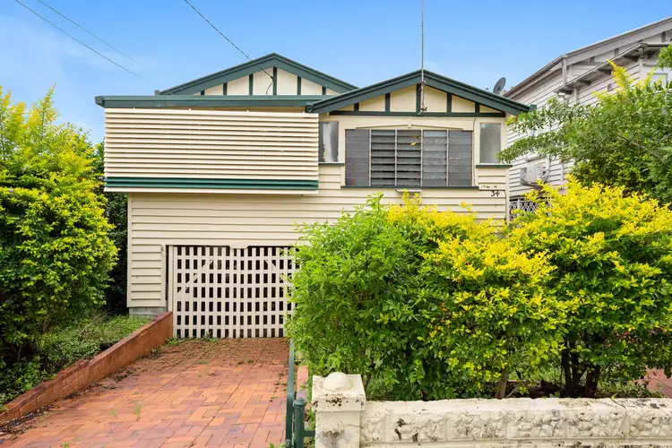 34 Drummond Street, Greenslopes QLD 4120
