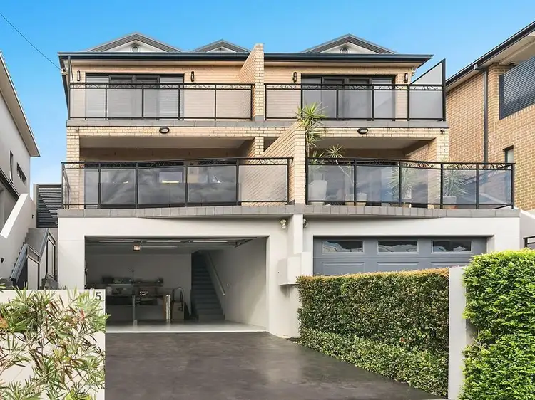 5 Caley Street, Chifley NSW 2036