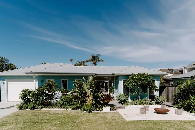 4 Moore Street, Werri Beach NSW 2534