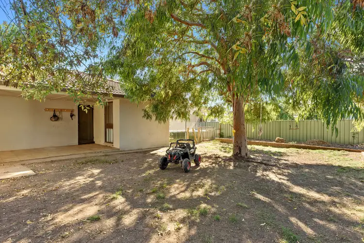2/79 Lockwood Road, Kangaroo Flat VIC 3555