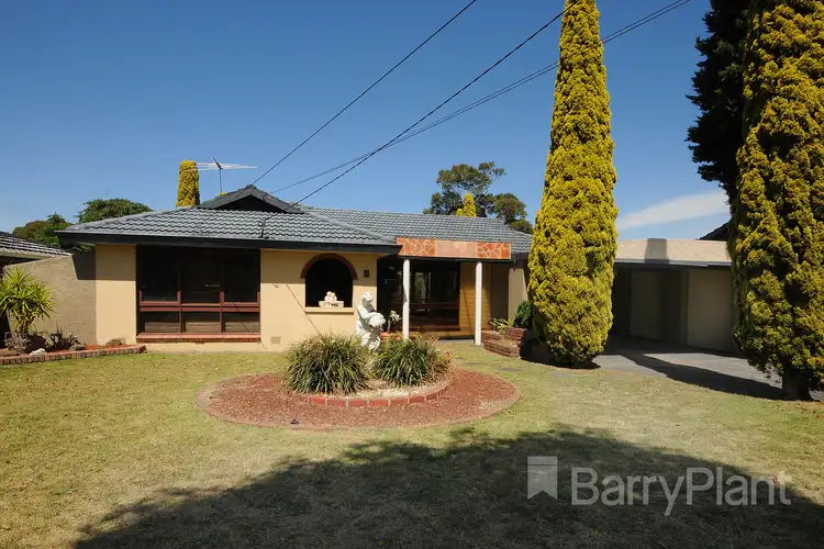 8 Admirala Avenue, Dandenong North VIC 3175