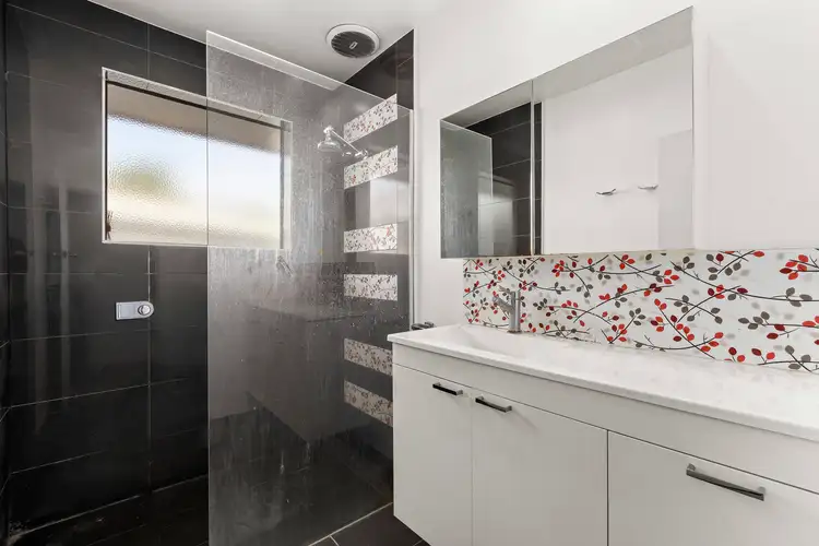 Sixth view of Homely house listing, 292 Greenwood Drive, Watsonia VIC 3087