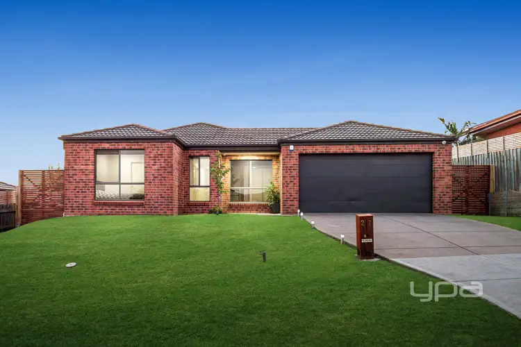 27 Silvertop Close, Wallan VIC 3756
