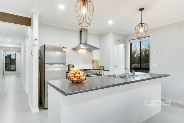 Second view of Homely house listing, 27 Silvertop Close, Wallan VIC 3756