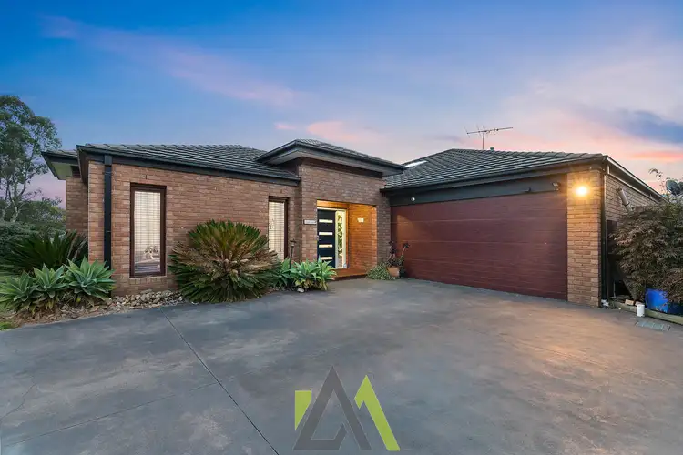 Second view of Homely house listing, 8 Sunny Vale Drive, Langwarrin VIC 3910