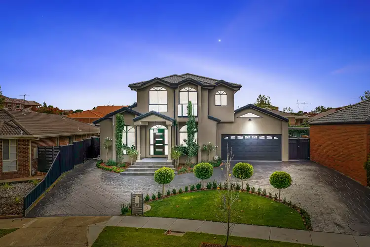 2 Hart Place, Taylors Lakes VIC 3038