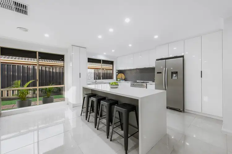 Fifth view of Homely house listing, 10 Benjamin Court, Sydenham VIC 3037