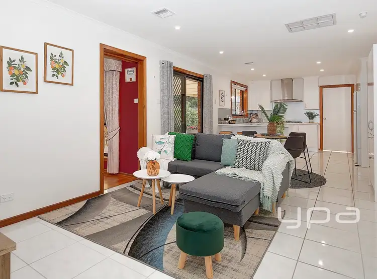 Sixth view of Homely house listing, 2 Skipton Close, Keilor Downs VIC 3038