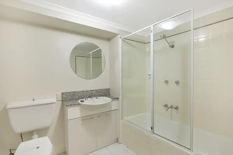 Fourth view of Homely apartment listing, 3/81 Bay Street, Glebe NSW 2037