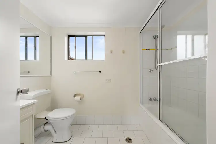 Fifth view of Homely apartment listing, 4/79 Albion Street, Randwick NSW 2031