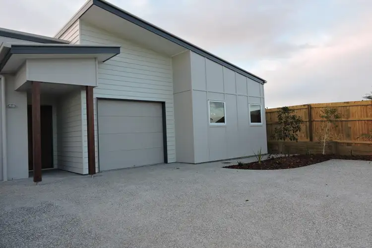 2/39 Kauri Crescent