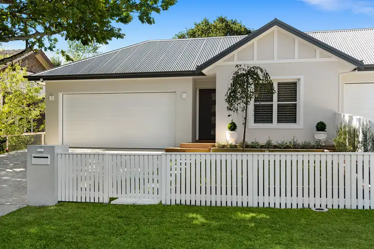 6 Oxley Drive, Bowral NSW 2576