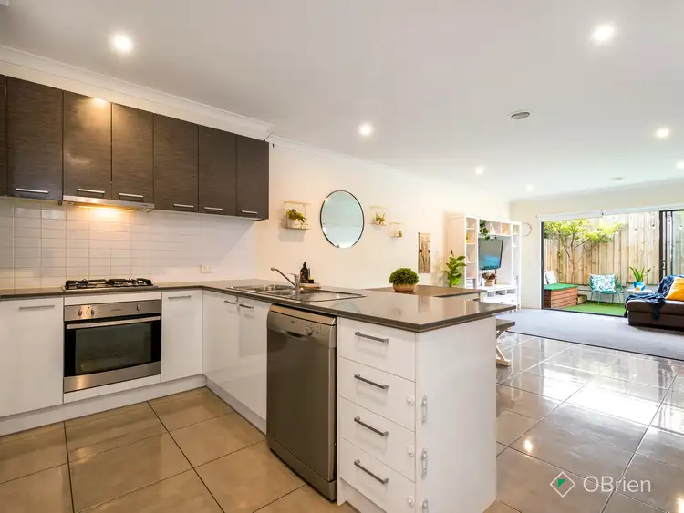 Fifth view of Homely house listing, 2 Abelia Avenue, Frankston VIC 3199