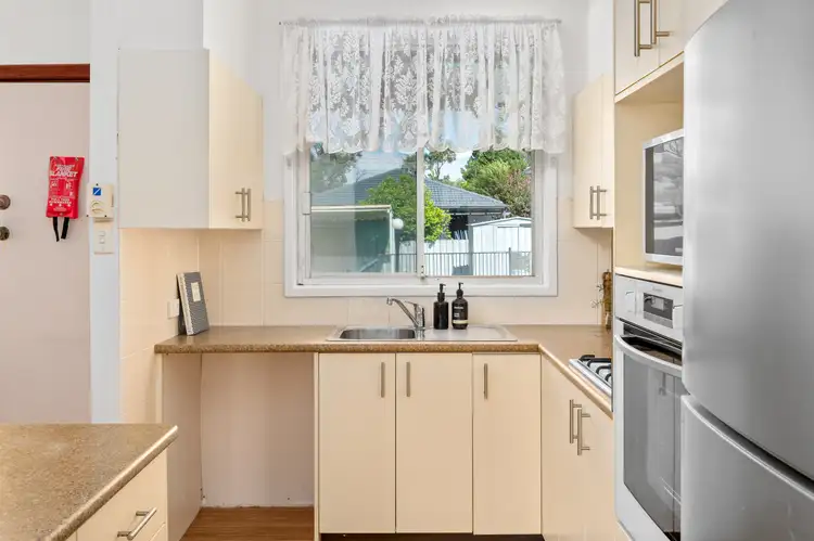 Sixth view of Homely house listing, 9 Mowbray Avenue, Edgeworth NSW 2285