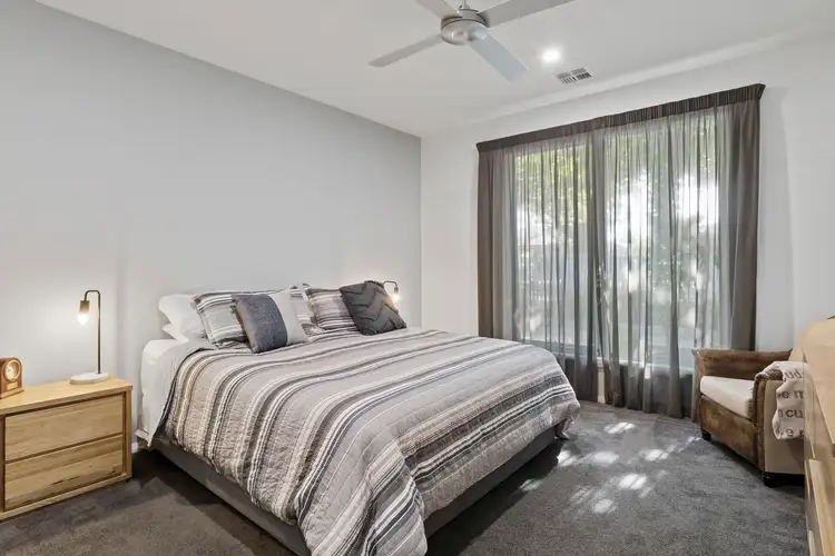 Sixth view of Homely house listing, 2 Carnegie Way, Bendigo VIC 3550